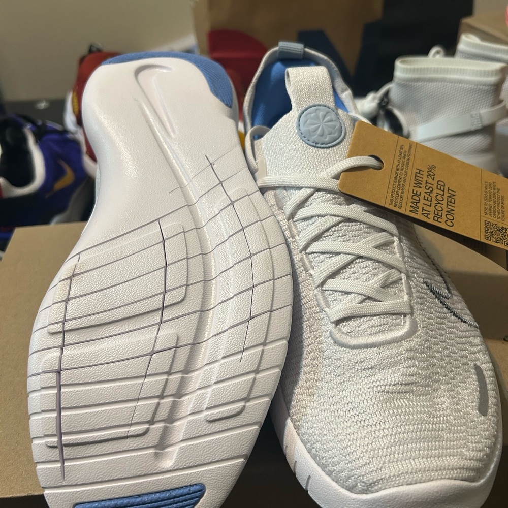 Nike Free Run Next Nature 'Platinum Tint' Women’s running Shoe Size 11 Brand New - Picture 4 of 7